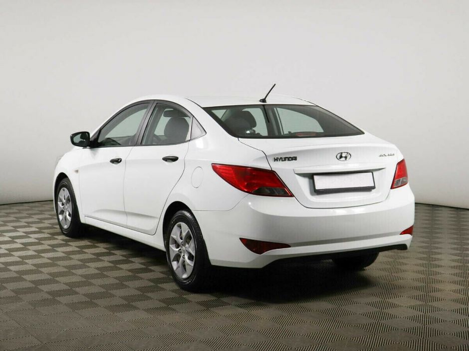 Hyundai Solaris 1.4 АКПП, 2014, 107 000 км фото 3