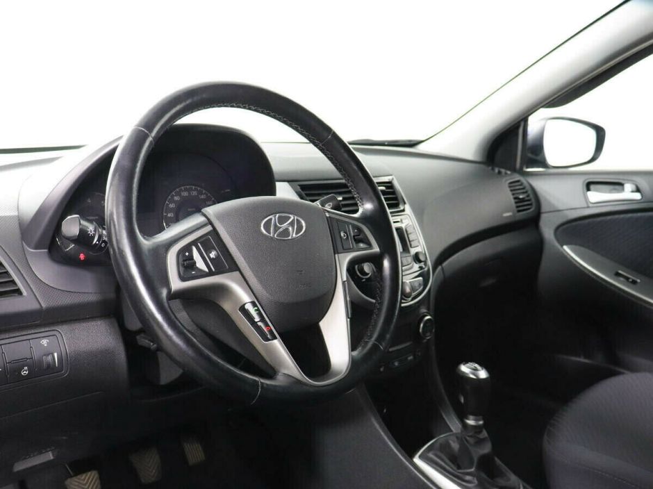 Hyundai Solaris 1.6 МКПП, 2016, 83 000 км фото 7