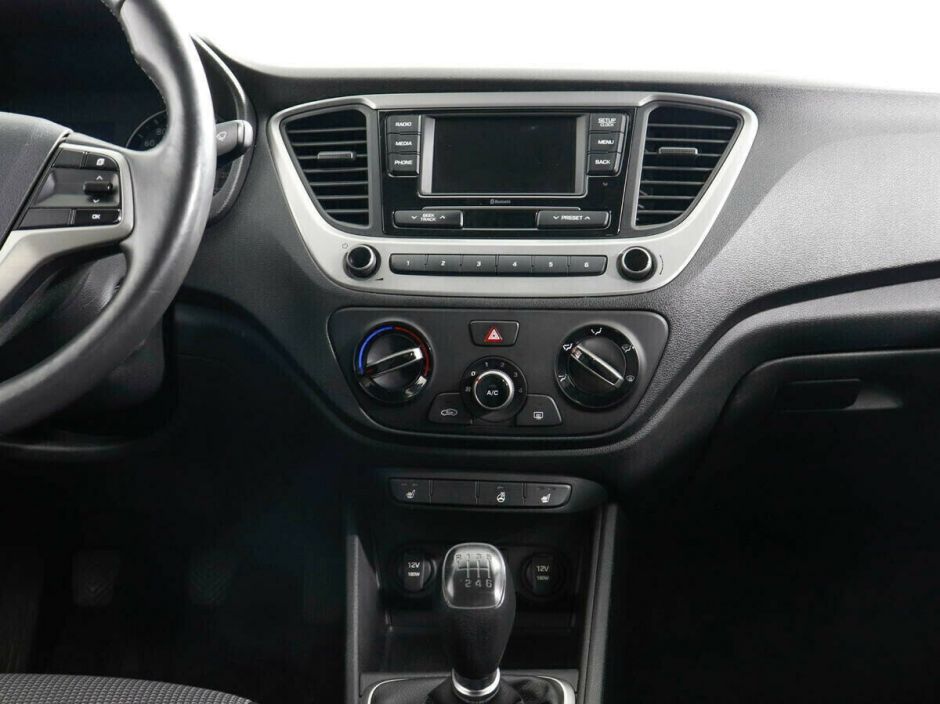 Hyundai Solaris 1.6 МКПП, 2017, 78 000 км фото 7