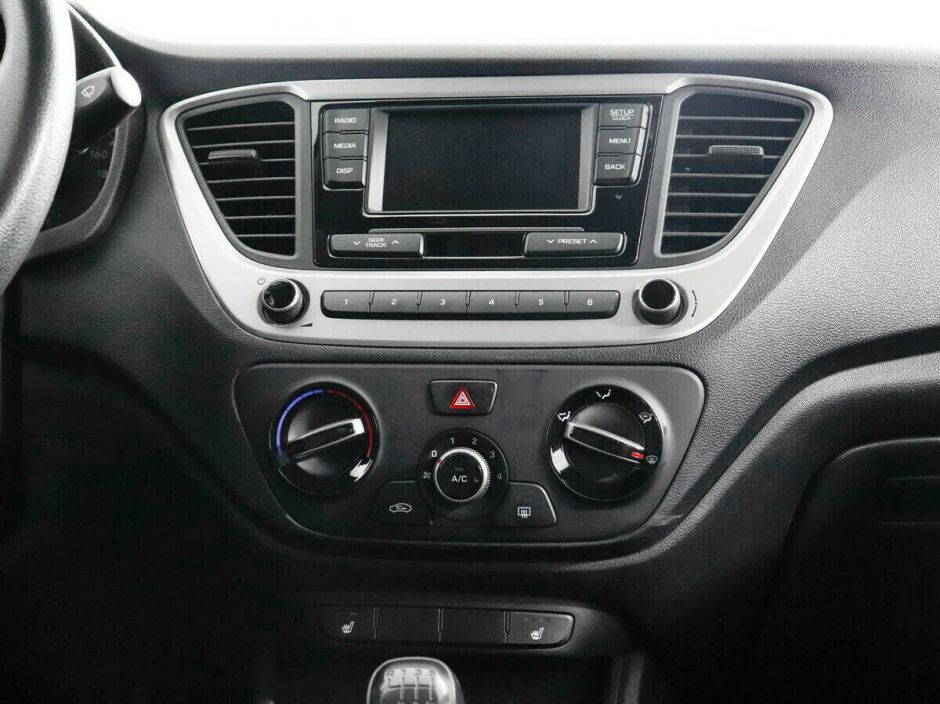 Hyundai Solaris 1.6 МКПП, 2018, 71 000 км фото 6