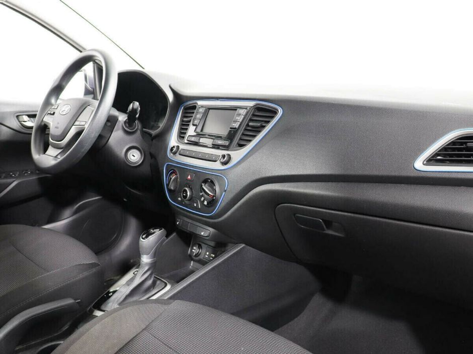 Hyundai Solaris 1.6 АКПП, 2019, 48 000 км фото 6