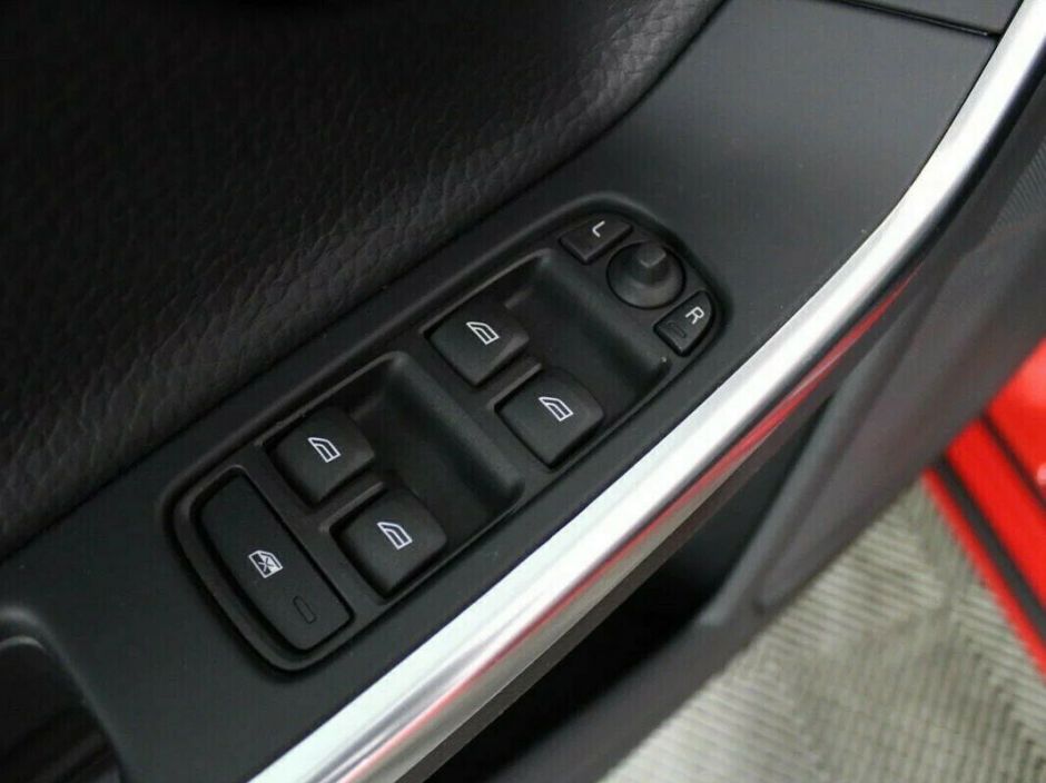 Volvo S60 1.6 РКПП, 2011, 144 000 км фото 7