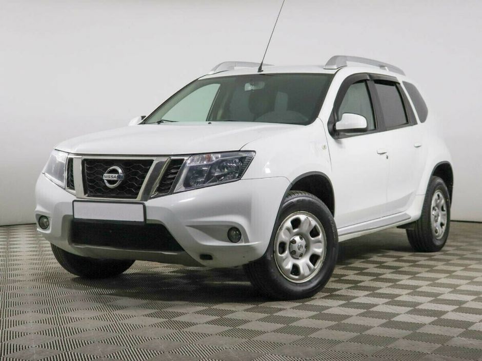 Nissan Terrano 2.0 АКПП, 2016, 98 000 км фото 1