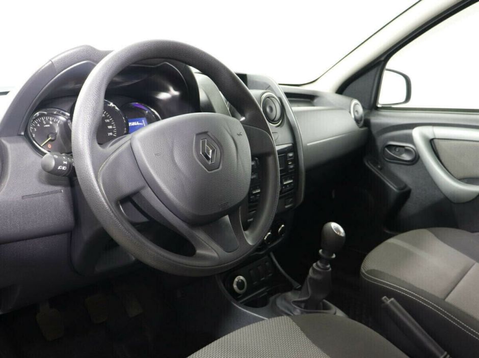 Renault Duster 1.5 МКПП, 2018, 61 000 км фото 5