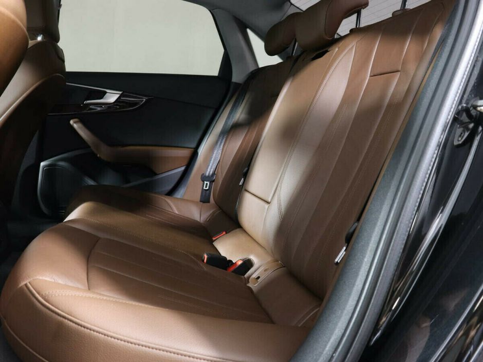 Audi A4 1.4 РКПП, 2017, 76 000 км фото 9