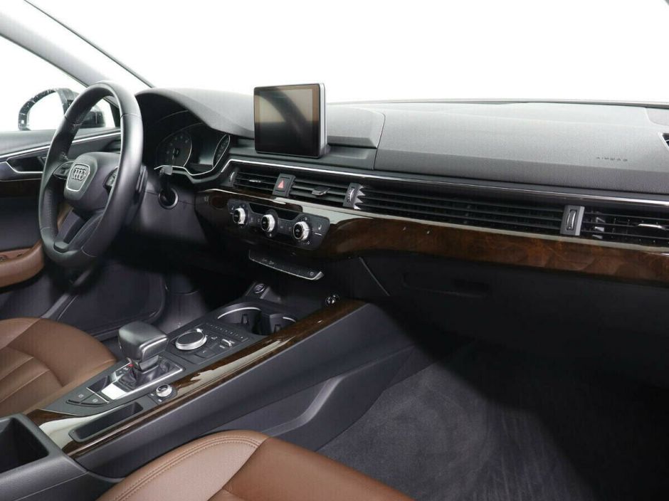 Audi A4 1.4 РКПП, 2017, 76 000 км фото 11