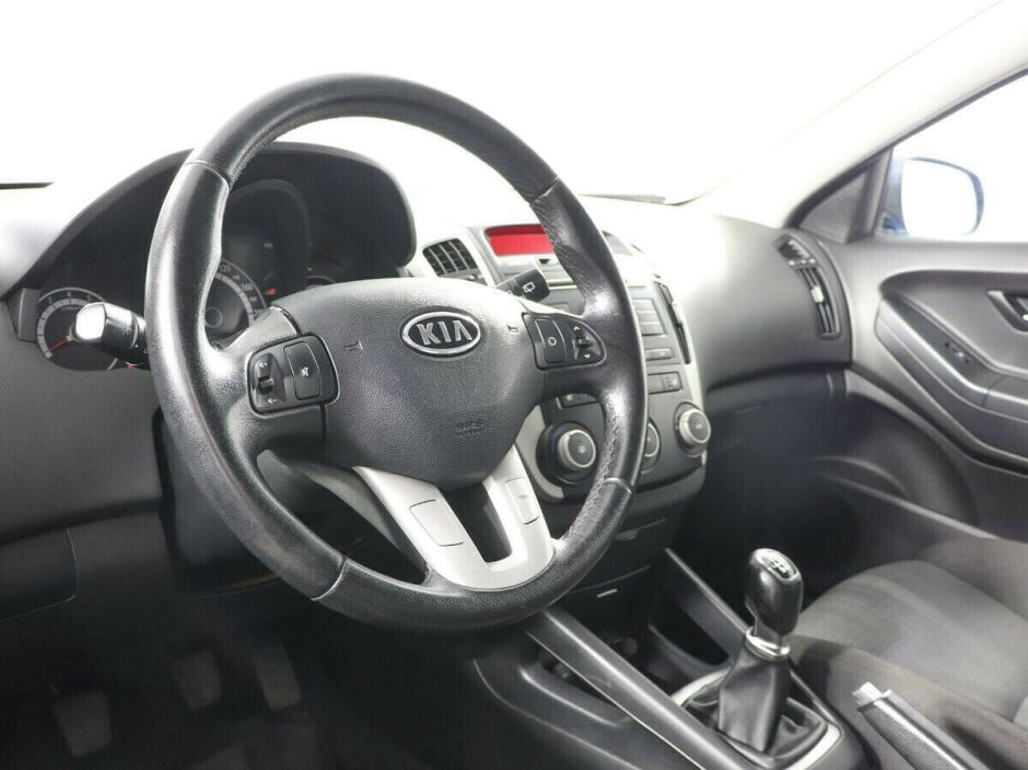 Kia Ceed 1.6 МКПП, 2010, 156 000 км фото 5