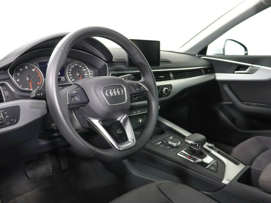 Audi A4 2.0 РКПП, 2018, 73 000 км фото 5
