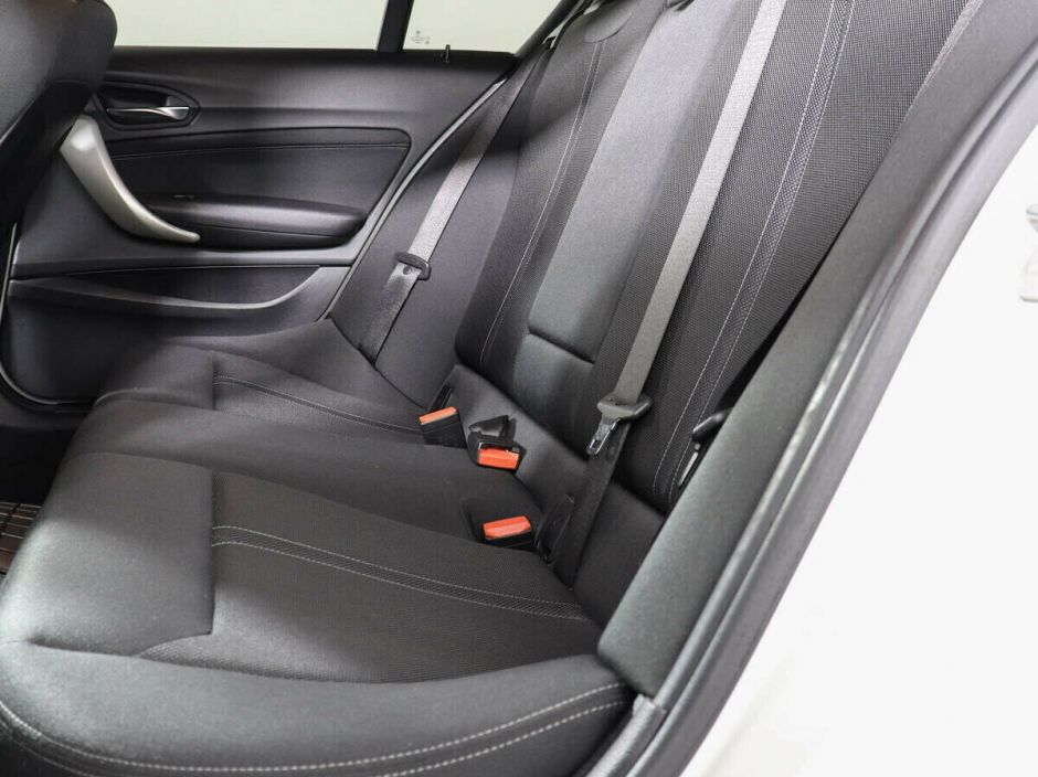 BMW 1 серии 1.6 АКПП, 2015, 95 000 км фото 9