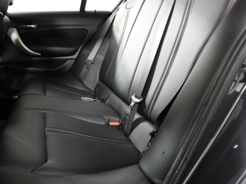 BMW 1 серии 1.5 АКПП, 2017, 76 000 км фото 10