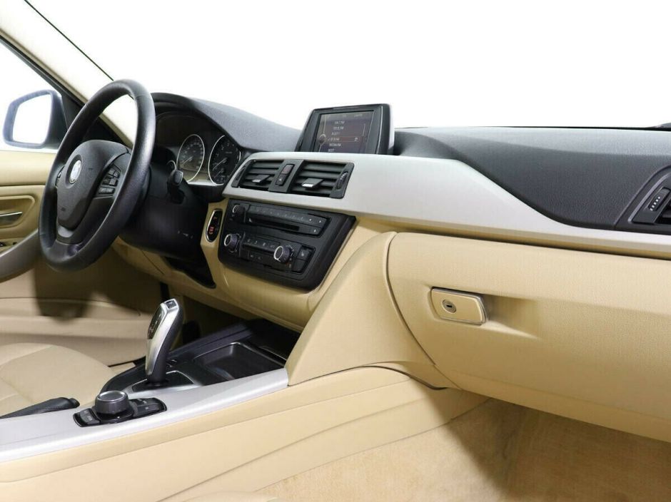 BMW 3 серии 1.6 АКПП, 2013, 134 000 км фото 7