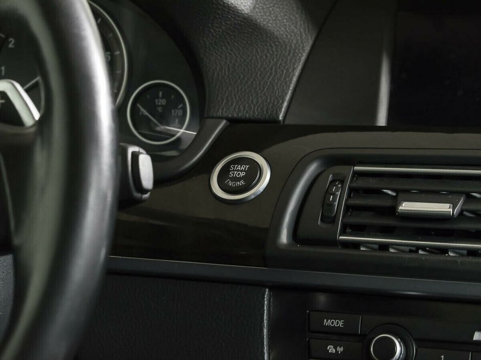 BMW 5 серии 3.0 АКПП, 2010, 164 000 км фото 6