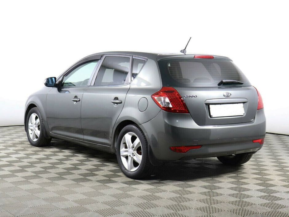 Kia Ceed 1.6 АКПП, 2010, 166 000 км фото 4