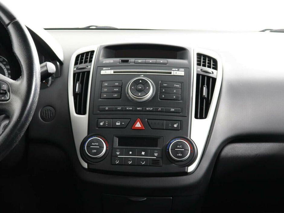 Kia Ceed 1.6 АКПП, 2011, 152 000 км фото 7