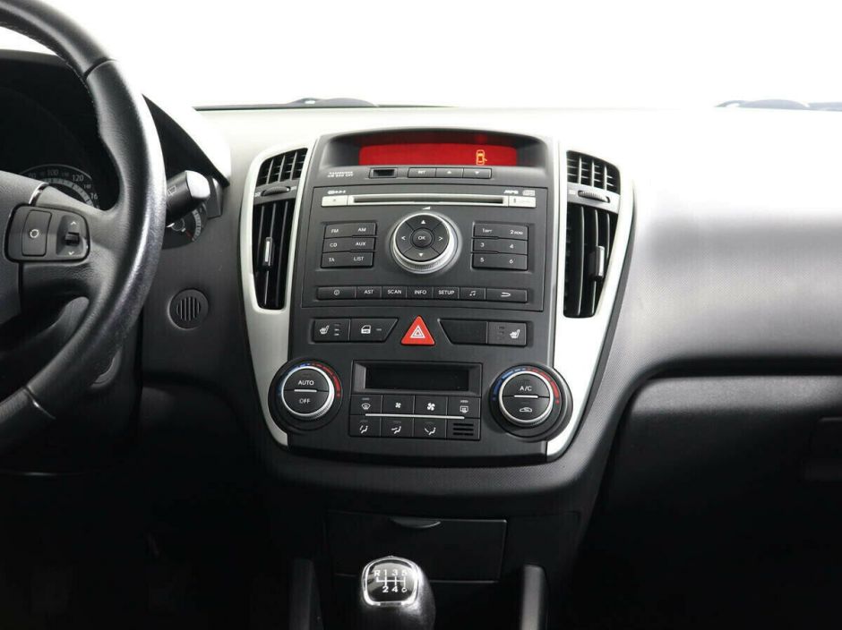 Kia Ceed 1.6 МКПП, 2012, 141 000 км фото 7