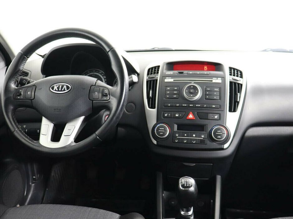 Kia Ceed 1.6 МКПП, 2012, 141 000 км фото 9