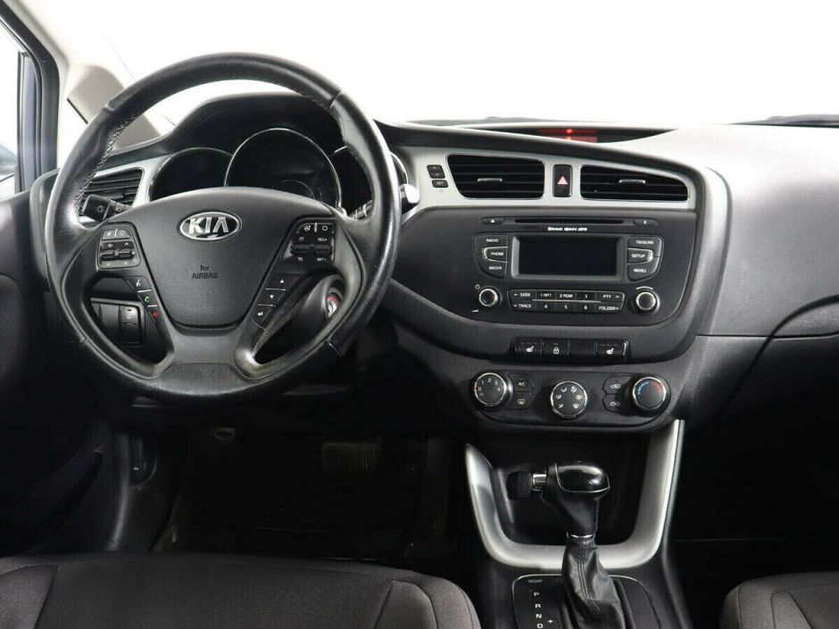 Kia Ceed 1.6 АКПП, 2012, 140 000 км фото 8