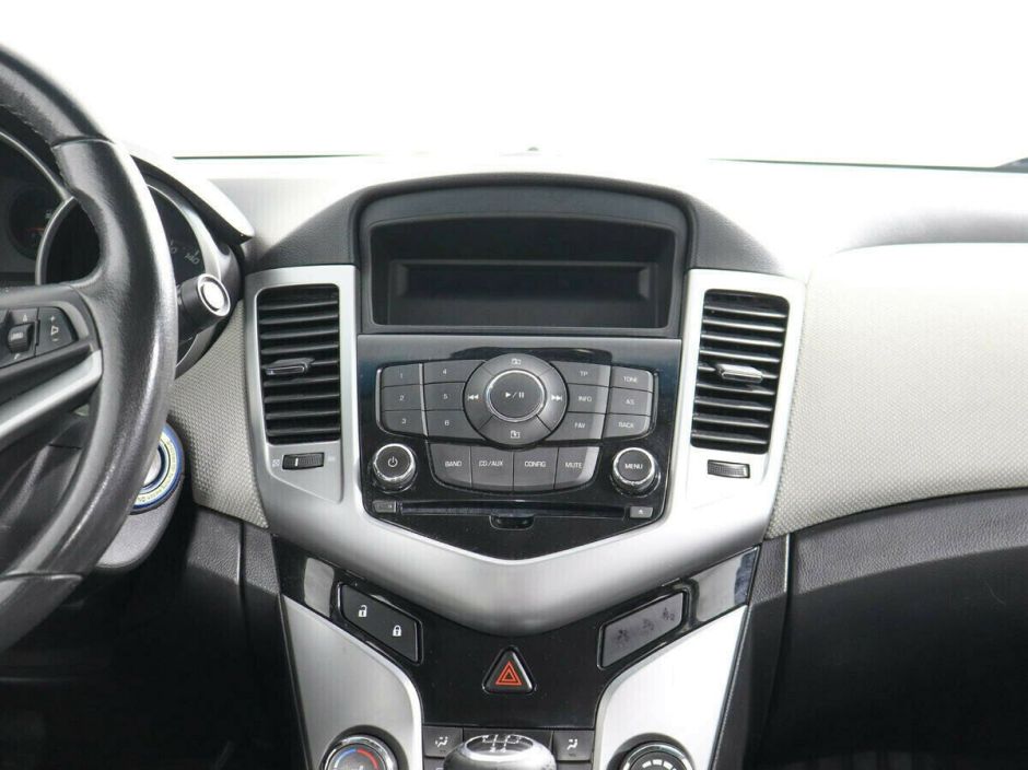 Chevrolet Cruze 1.6 МКПП, 2011, 154 000 км фото 5
