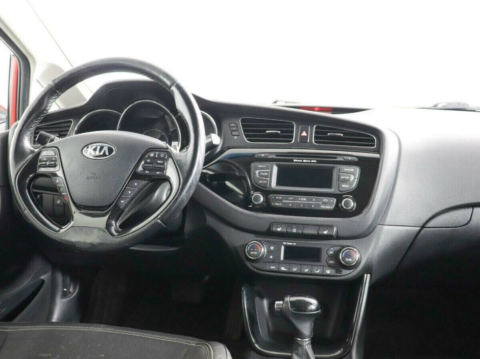 Kia Ceed 1.6 АКПП, 2012, 145 000 км фото 8