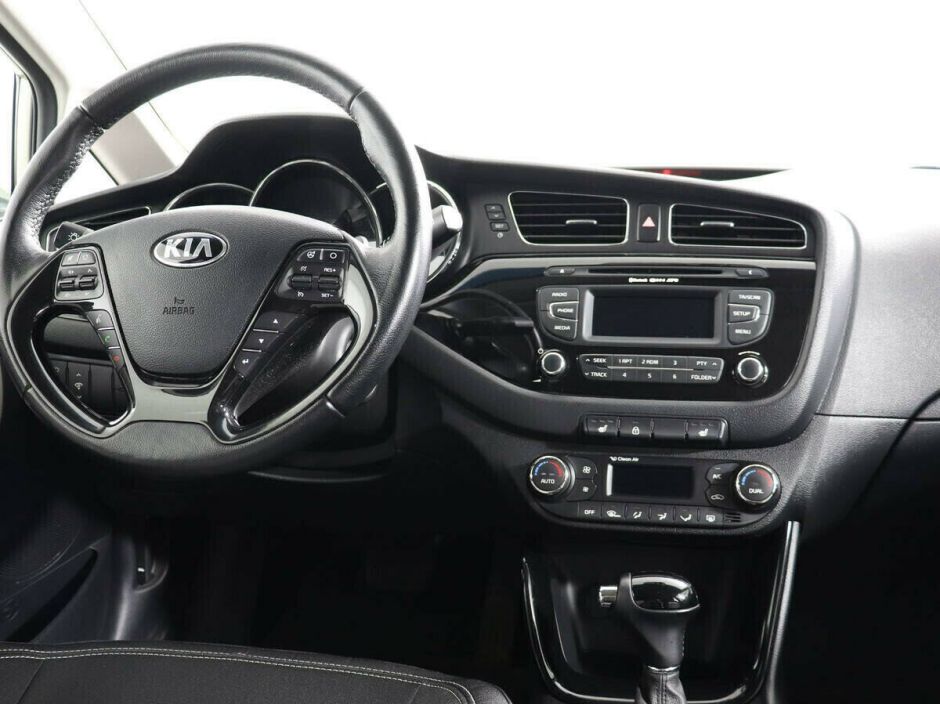 Kia Ceed 1.6 АКПП, 2015, 96 000 км фото 10