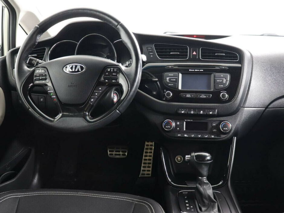 Kia Ceed 1.6 АКПП, 2013, 119 000 км фото 9