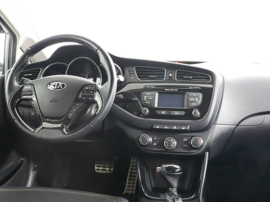 Kia Ceed 1.6 АКПП, 2014, 112 000 км фото 9