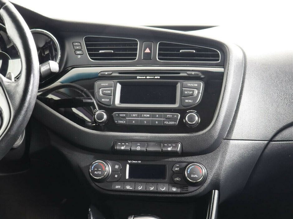 Kia Ceed 1.6 АКПП, 2015, 98 000 км фото 4