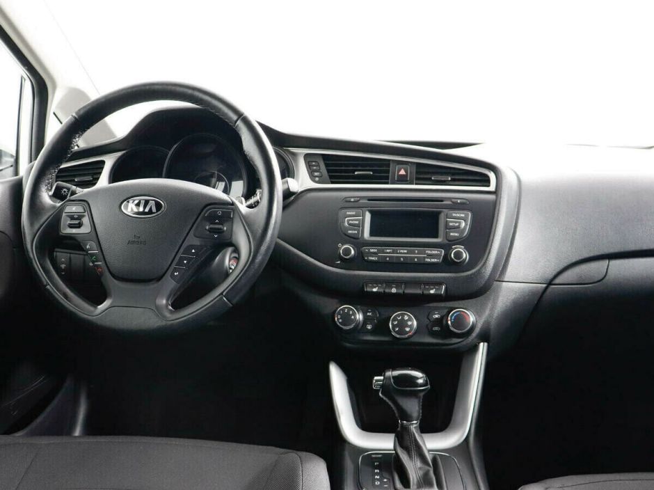 Kia Ceed 1.6 РКПП, 2017, 85 000 км фото 7