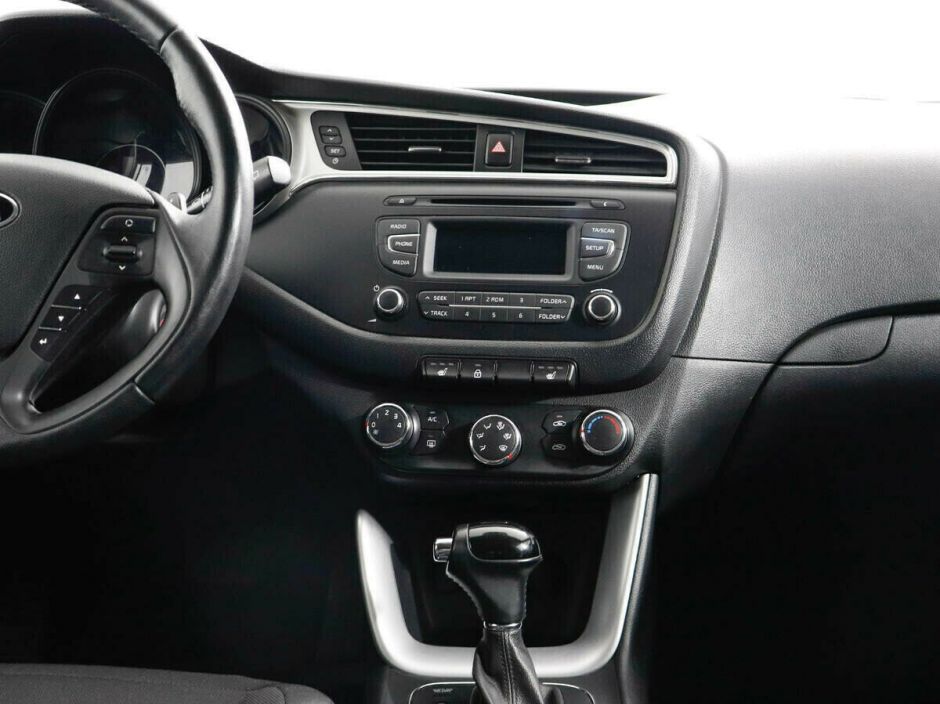 Kia Ceed 1.6 РКПП, 2017, 85 000 км фото 8