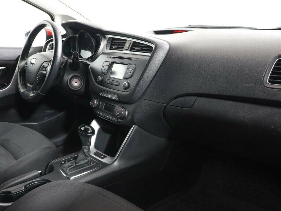 Kia Ceed 1.6 АКПП, 2018, 66 000 км фото 7