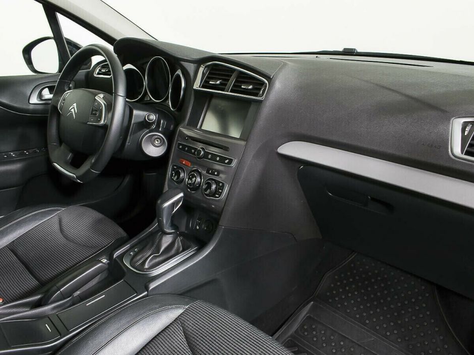 Citroen C4 1.6 АКПП, 2018, 67 000 км фото 8