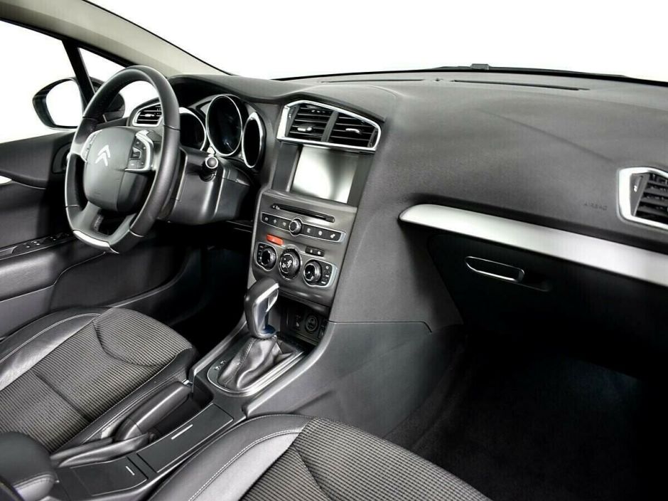 Citroen C4 1.6 АКПП, 2018, 62 000 км фото 5