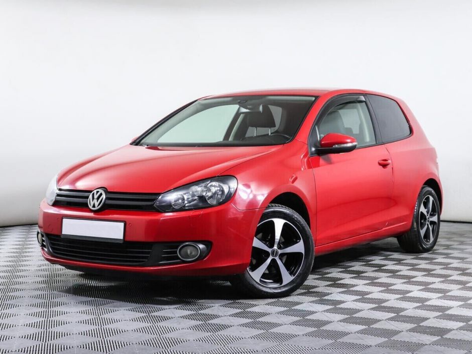 Volkswagen Golf 1.6 РКПП, 2012, 135 000 км фото 1