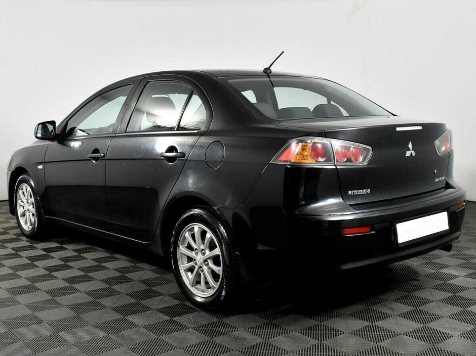 Mitsubishi Lancer 1.6 МКПП, 2014, 110 000 км фото 3