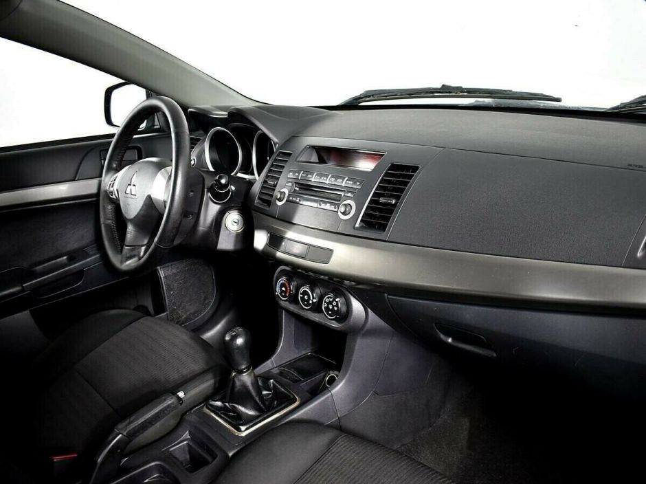Mitsubishi Lancer 1.6 МКПП, 2014, 110 000 км фото 6