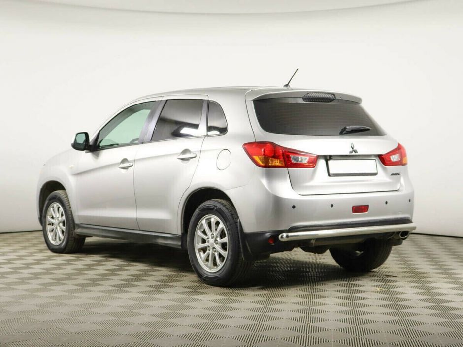 Mitsubishi ASX 1.6 МКПП, 2015, 100 000 км фото 3