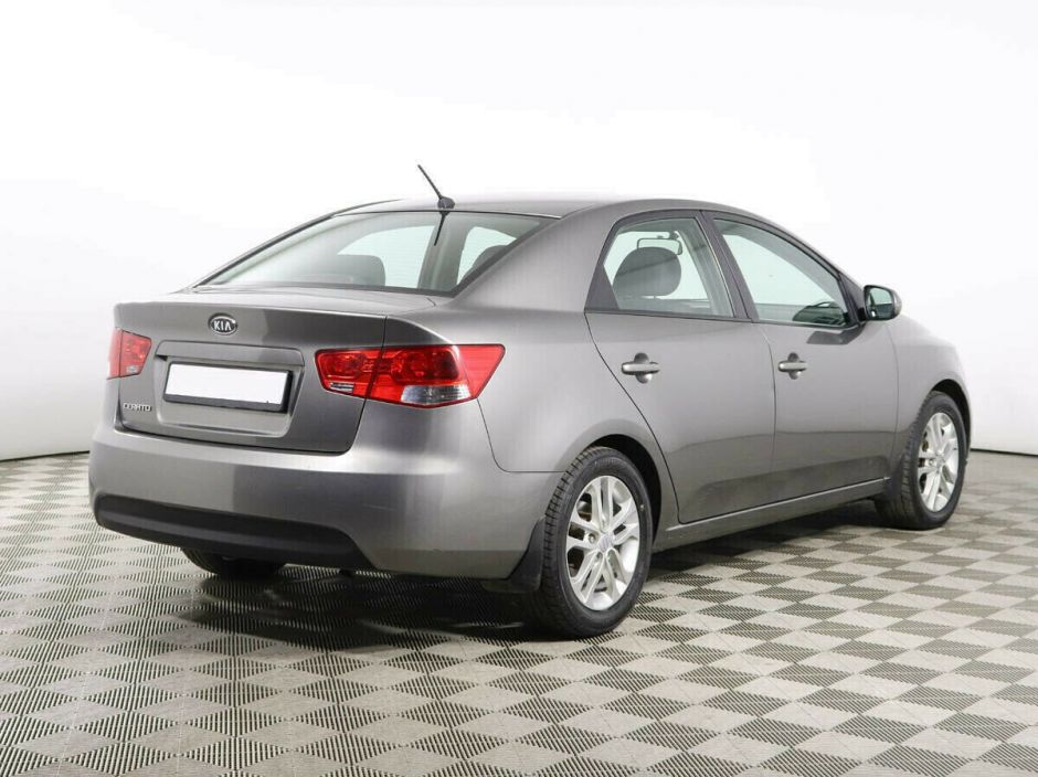 Kia Cerato 1.6 АКПП, 2011, 150 000 км фото 2