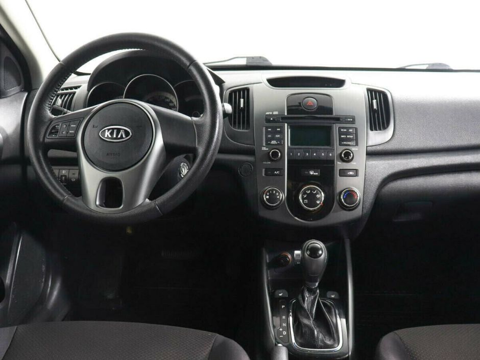 Kia Cerato 1.6 АКПП, 2011, 148 000 км фото 8