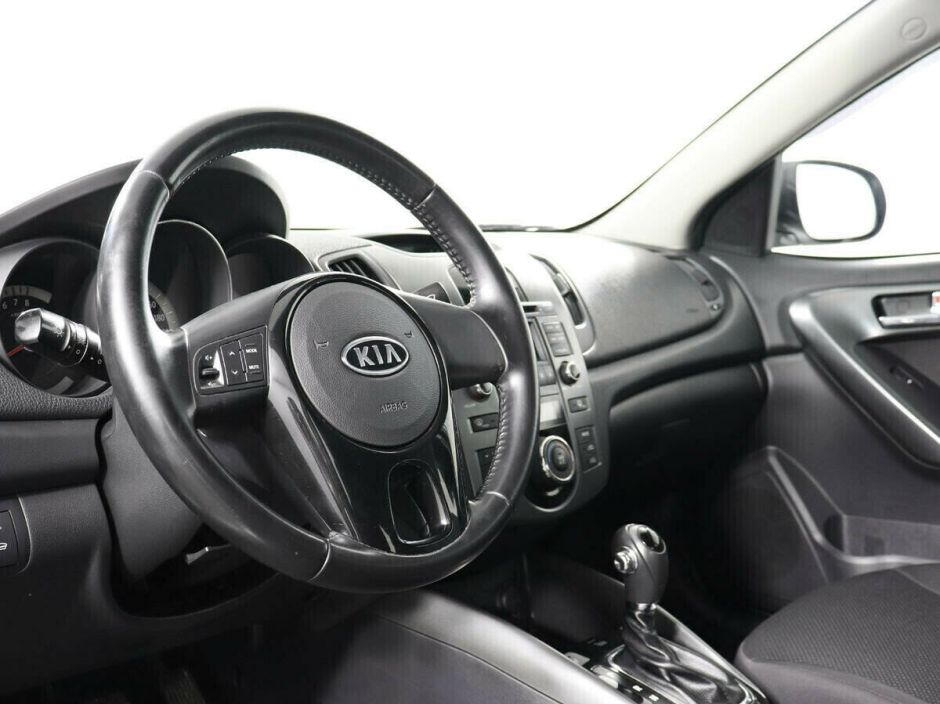 Kia Cerato 1.6 АКПП, 2011, 155 000 км фото 5