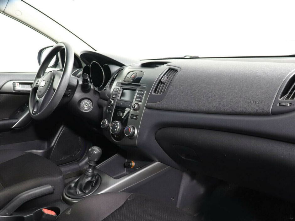 Kia Cerato 1.6 МКПП, 2010, 166 000 км фото 8