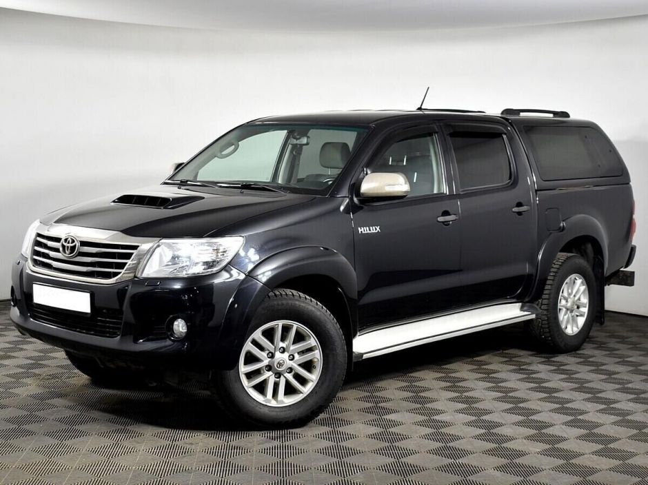 Toyota Hilux 3.0 АКПП, 2013, 133 000 км фото 1
