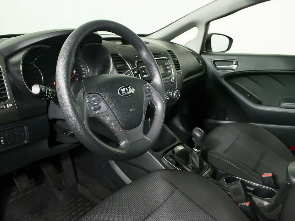 Kia Cerato 1.6 МКПП, 2016, 83 000 км фото 8