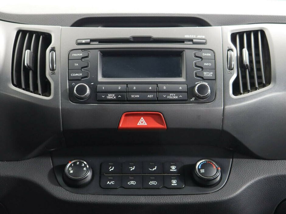 Kia Sportage 2.0 МКПП, 2011, 157 000 км фото 7