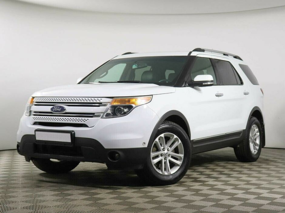 Ford Explorer 3.5 АКПП, 2015, 100 000 км фото 1