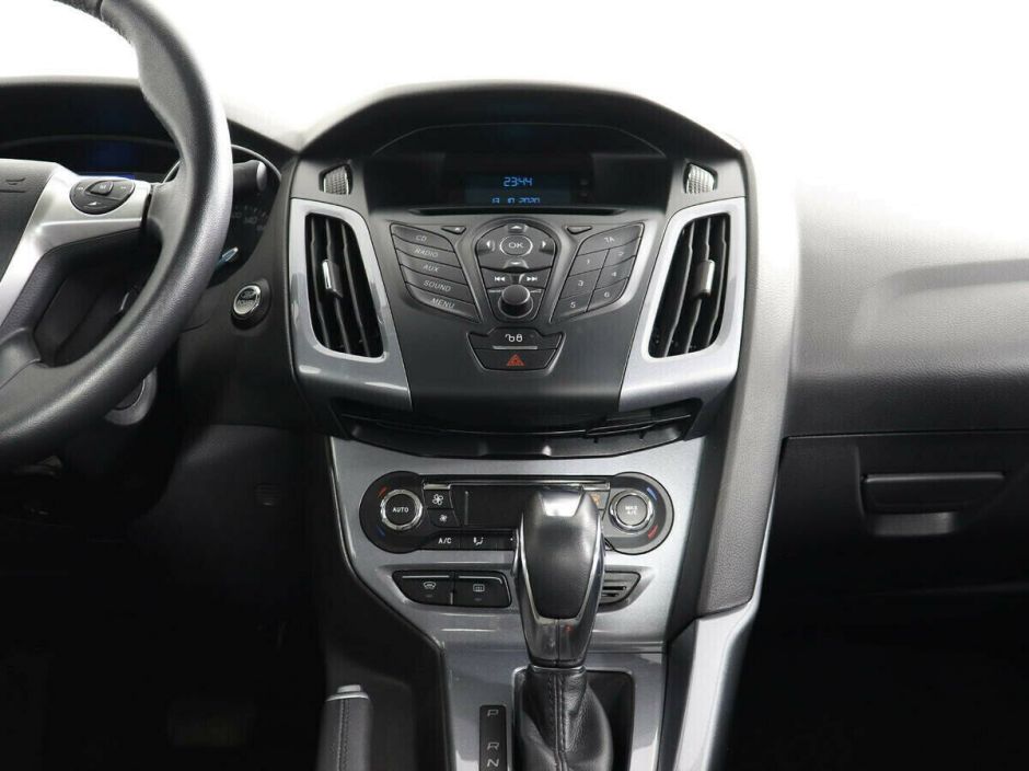 Ford Focus 1.6 РКПП, 2012, 135 000 км фото 5