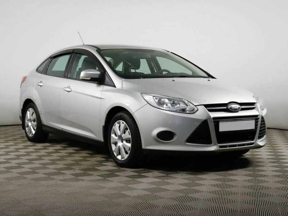 Ford Focus 1.6 МКПП, 2011, 147 000 км фото 2