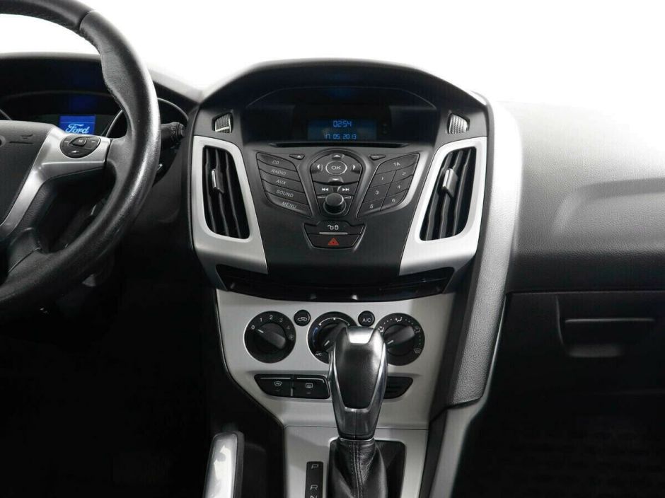 Ford Focus 1.6 РКПП, 2011, 150 000 км фото 5