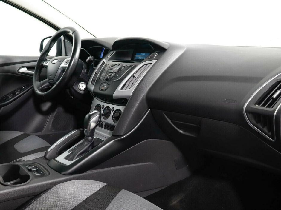 Ford Focus 1.6 РКПП, 2011, 150 000 км фото 7