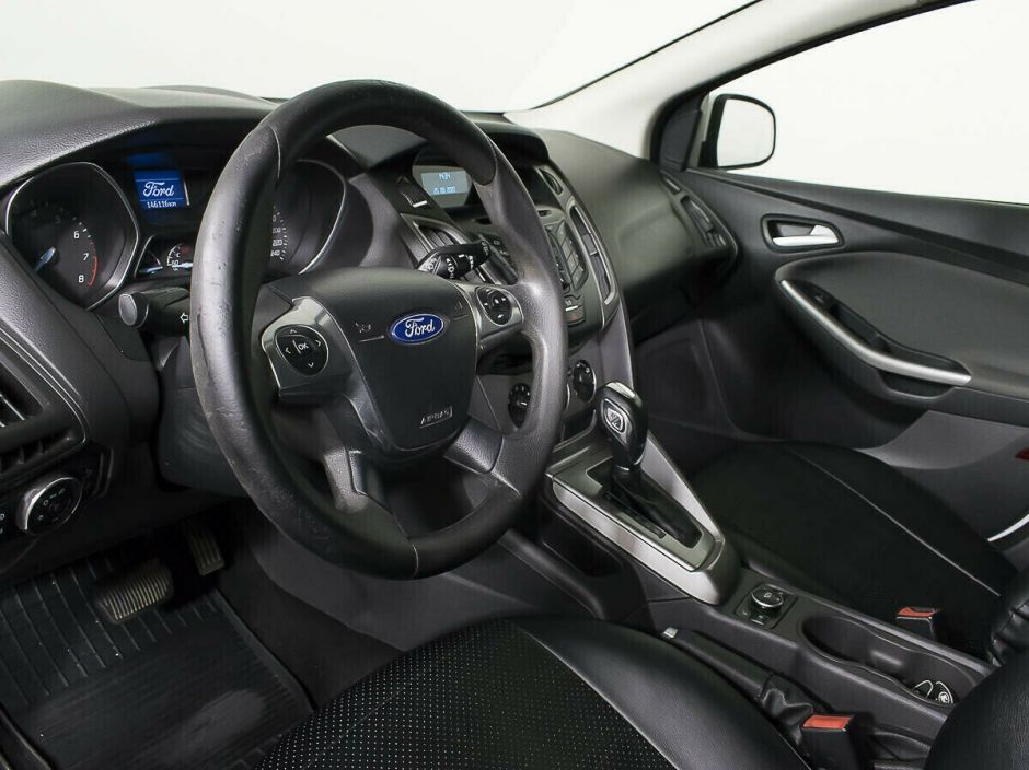 Ford Focus 1.6 РКПП, 2012, 144 000 км фото 8