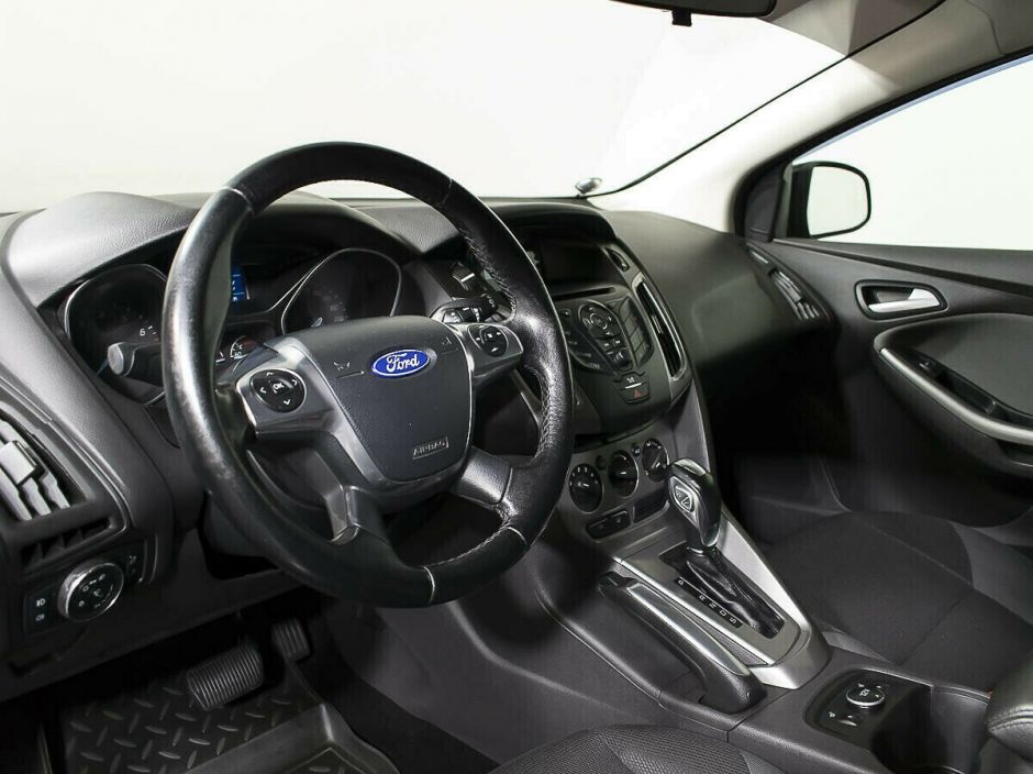 Ford Focus 1.6 РКПП, 2014, 116 000 км фото 9